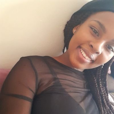 pascaline111's profile picture. 