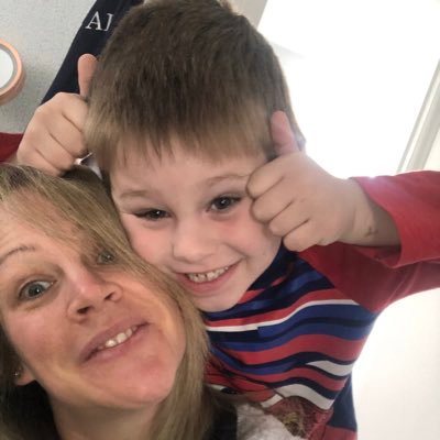 AngieEng6's profile picture. Doing my best... and having a go at life.