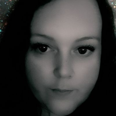 Reading, writing, alternative.
Music carries me through life.
Healing my mind one day at a time.
https://t.co/PYzZAR5zB5