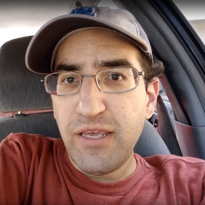 simonelias22's profile picture. professional dork