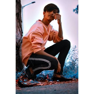 PriyanshJadav31's profile picture. 🙏Jay Lankaswar 🙏
👉ᎳᎬᏞᏟᎾmᎬ 2 mᎽ ᎳᎾᏒᏞᎠ (7000)👈
🙏Mahakal ki duniya 🙏
🎤 Singing is my passion🎤
Âttituđə ləvəł📈
ziđđi ßøy😈