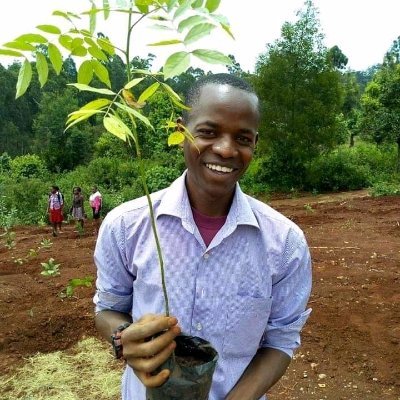 ClimateChangeActivist.#Environmentalist.
FOUNDER AND CEO : Green Economy Foundation OF Kenya. #Accountant.#peacebuilder kiokoluiz25@25@gmail.com
+254729557547