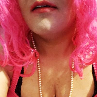 Travesti 100% de closet, pasiva en CDMX Gordita, a veces me depilo, a veces me maquilla, no soy de rasgos muy femeninos. ¿ALGUIEN LEE ESTO?