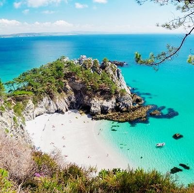 PE depuis 2005 en Bretagne, où il ne pleut pas plus qu'ailleurs ... 😉😁