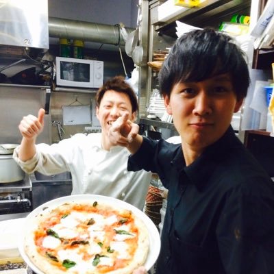 yoshi32_'s profile picture. 