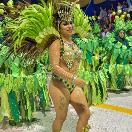 Mãe da princesa pyetra👧❤
tenho 22 aninhos🌹
taurina ♉