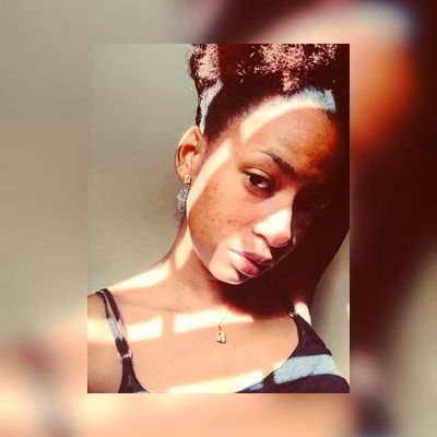 •God First🙏🏽
•AfroGirl➿
•Arjona🎶
•Dominican🇩🇴🌴🥥
•🧘🏽♀️🍍🥑🐱♐️✋
•Industrial psychology📚
•Don’t beg for love.🎋
•I'm fragile as a bomb. 💣