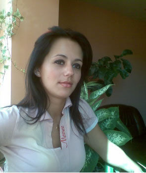 Alfredavgb's profile picture. Who to follow on twitter - Why mass following on twitter works for marketing