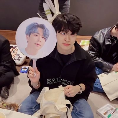 choi_youngjae_7's profile picture. ✨~uɐʇs ɯopuɐɟıʇןnɯ #GOT7 💚