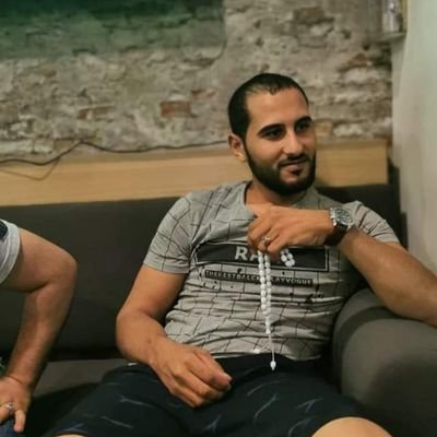 aClI6hvPBsvYXQX's profile picture. 