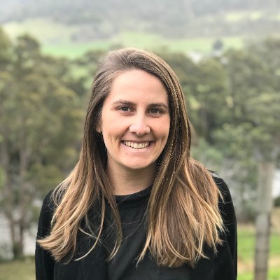 Co-founder @ClimateThrive | Science Communications Coordinator @COMBSCentre | Associate at @OutsideOpinion1 | #WaronWasteAU researcher | she/her