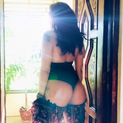 mandytattoo22's profile picture. Sol, mar y arena!! ig/ami.blackheart (segarra conde) SC/ ami_wild