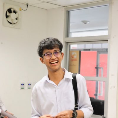mrdtuuu's profile picture. 🙆🏻‍♂️รับสอนเลขม.ปลาย/สอบเข้ามหาวิทยาลัยครับบ🌈 💥ได้ที่4ของวิศวฯจุฬา รอบ3 (คะแนนรวม 26,xxx) 💥ปัจจุบันเรียนอยู่ปี 2 คณะวิศวฯจุฬา ทักมาคุยกันก่อนได้น้าา