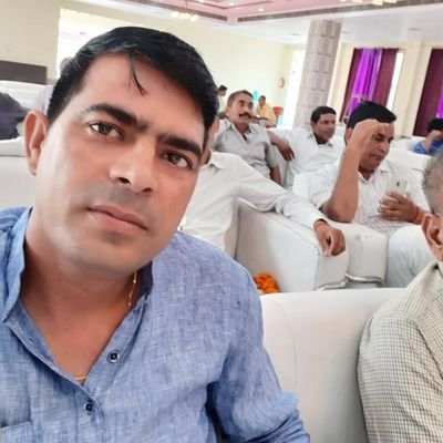 DrHansRajYadav9's profile picture. देश की सेवा और समाज की सेवा ही सर्वोपरि ?? देश लुटेरों को हटाना