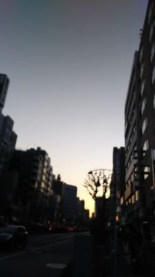 ヒト科モノカキモドキ属 珈琲紅茶と甘い酒が餌 趣味範囲で民俗や考古 勝手にフォローしたりされたり ヘッダは十亀連さまより 詩・散文⏩@romanroman10101