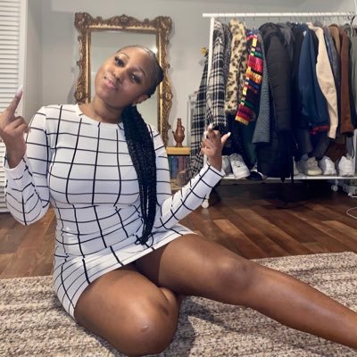 Aisha__Khadijah's profile picture. 👑𝓡𝓞𝓨𝓐𝓛𝓣𝓨👑