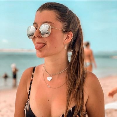☁ a 23 year old marine biologist dreaming about changing the world ☁