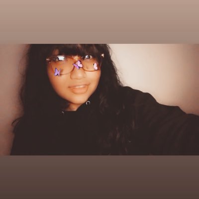 __lamuertaa's profile picture. 🚬25. 🦋Atx. ✨Introvert. 🔪Horror.