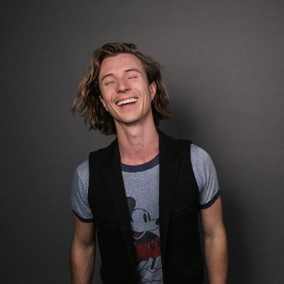 dans_la_cuisine's profile picture. Create, before you have to. Artist & Engineer