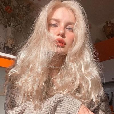 Lolita 🍭✨18 duraznitos 🍑 Chilena Rusa 🇷🇺 🌿Hablo Inglés, Español y Ruso🌹Daddy kink 🌈 🍒