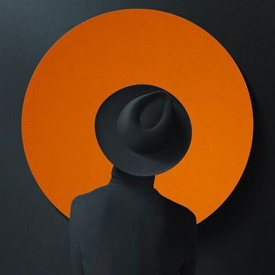 elahde's profile picture. Just human ...