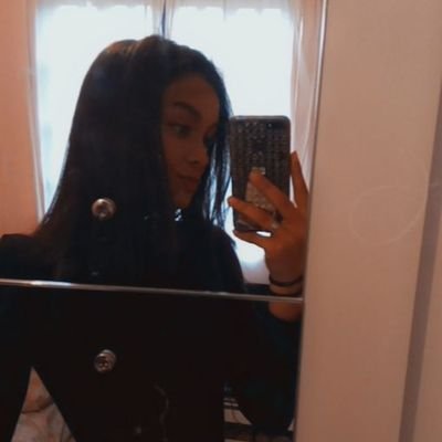 Rebeca00336478's profile picture. mó rolê mano