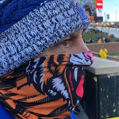 ProudUofMDad's profile picture. 