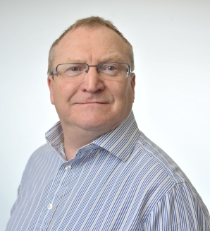 Editorial consultant, former Editor of the Welwyn Hatfield Times. Man about town, raconteur, snappy dresser, born athlete and 'Oscar' winner!