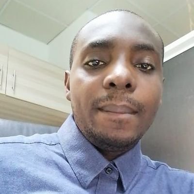 KoumedzroB's profile picture. Je suis comme un livre.

#Mawuyégnigan