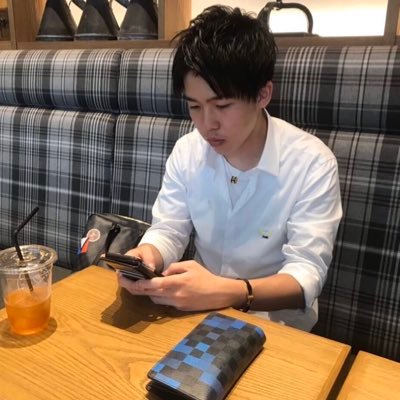 cJR72SooE3MZvDy's profile picture. バイト+10万円の稼ぎ方！！