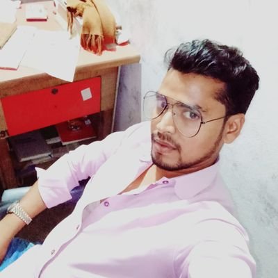मै मर जाऊं तो मेरी एक अलग पहचान लिखा देना,
लहू🔺से मेरी पेशानी पे हिन्दुस्तान🇮🇳लिख देना ।