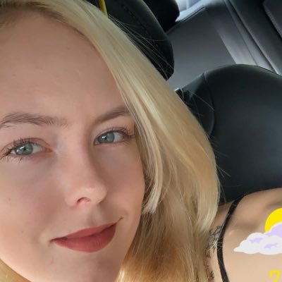 e_wheezey's profile picture. a salty dog