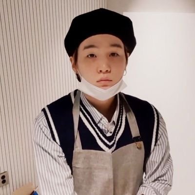 Micaelaperez725's profile picture. 