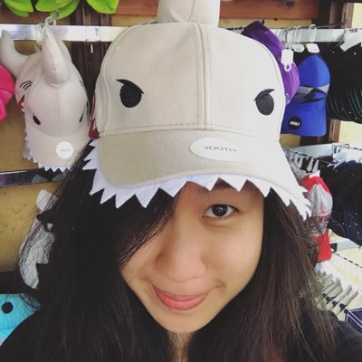 Designer, New Yorker, tea drinker, and lover of all things cuddly. Currently a senior visual designer at Elephant.