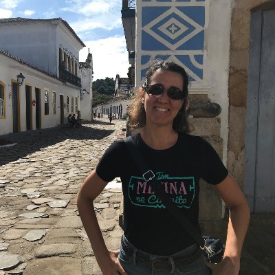 physicist, co-director of Tem Menina no Circuito, an outreach program to bring girls to STEM