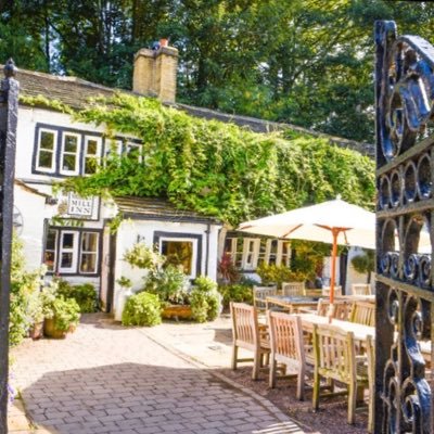 An award winning country Inn nestled in the Shibden Valley in West Yorkshire. Estrella Top 50 gastropub, 2AA rossette 5 AA star Inn, Michelin recommended.