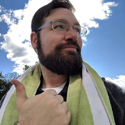 HeyItsMisterE's profile picture. I'm on the other site under the username HeyItsMrE, and still streaming on https://t.co/4VWmLLBgSV.