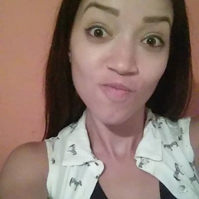 Creativa y carismática, en busca de cosas nuevas.
I ♥ Diseño
Diseñador Gráfico.