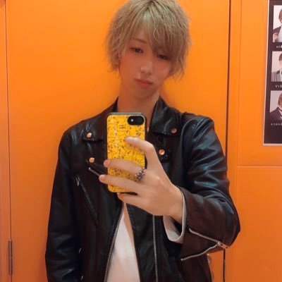 本垢【@kaede_nosub 】完全にオフ状態のかえでを提供致します👻 夢は水タイプポケモンマスター