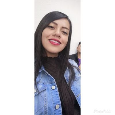 Liz21345's profile picture. 