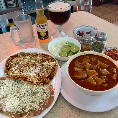 Restaurante Comida Mexicana, Pancita, Sopes y Antojitos Mexicanos, Desayunos desde 8:00am los 365 Días del Año