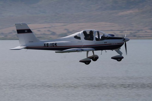 Soy un espectáculo aéreo, reúno  todas las modalidades de vuelo en un solo lugar, para fomentar la aviación en el país, soy fascinante para TODOS!!!!