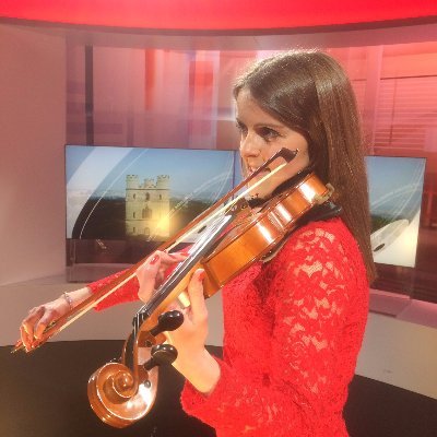 BBC Presenter & Broadcast Journalist
Violinist: https://t.co/8pwfUCTZoQ + SPO
Fluent in French, Spanish & un po' d'italiano🌍 https://t.co/af3oAVz2xs
