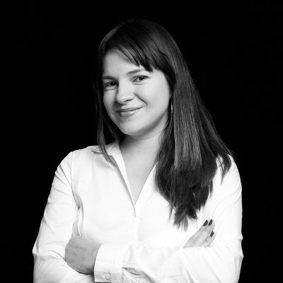 Periodista venezolana. Aficionada a la escritura y a la economía. Soñadora. Creyente de la evolución. Escribo para @elestimulo y @el_interes
