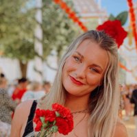 Madison Riley - @MaddieRileyy Twitter Profile Photo