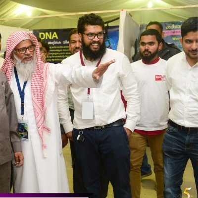 dryasirpt's profile picture. Doc struggling to contain corona