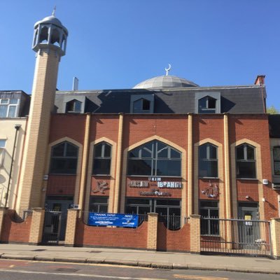 UKIM Masjid Ibrahim and Islamic Centre is located in Plaistow East London. 721-723 Barking Road E13 9EU