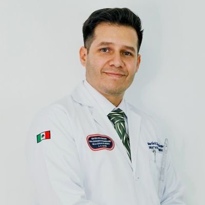 Dr Martin Silvas Cirujano de Columna