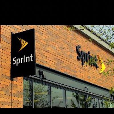 Sprint in Gateway Plaza 📳 Stop in to see all our deals! 494 Gateway Drive Brooklyn, NY 11239 718-235-1111 #Sprint