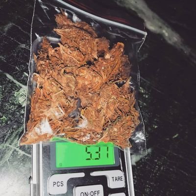 kik ID:New simplicity 
snapchat:New simplicity 
Wickr ID:New Simplicity